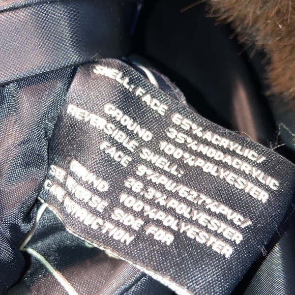 COACO NEW YORK like new rev. br. faux fur w/vert. stripes  and blk $39 - Picture 10 of 11